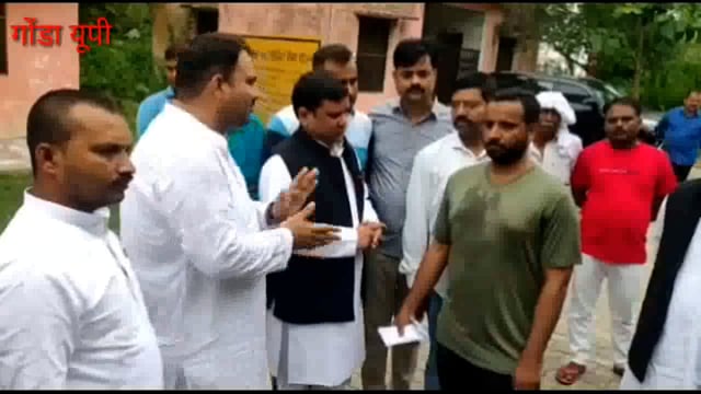 गोंडा: अस्पताल में नवजात शिशु जानवर काटने से हुई मौत पूर्व मुख्यमंत्री ने 50 हजार के भेजी मदद