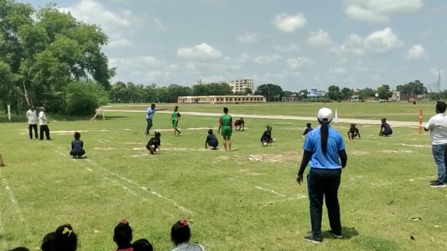 सिद्धार्थनगर जिले के बीएसए ग्राउंड मे किया गया खेलकूद का आयोजन 