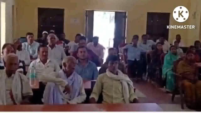 प्रखंड सभा भवन में 4 पंचायतों के दूसरे बैच का प्रशिक्षण प्रोजेक्टर के माध्यम से वार्ड सदस्यों को दिया गया