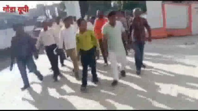 गोंडा: पत्रकार पर दर्ज फर्जी मुकदमा वापस नहीं तो संघ करेगा आंदोलन