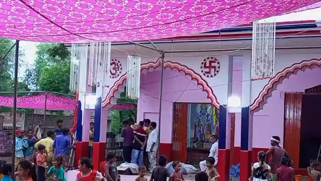 जनपद बहराइच शिवपुर ब्लाक क्षेत्र अंतर्गत बड़ी ही धूमधाम के साथ भगवान श्री गणेश की चतुर्थी मनाई जाती है