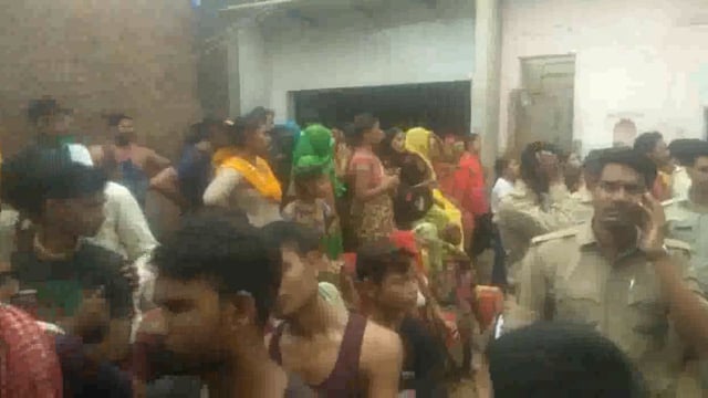 आन्यौर में पति पत्नी के झगड़े में पिटाई से क्षुब्ध महिला ने फांसी लगाकर की जीवन लीला समाप्त गांव में फैला मातम ।