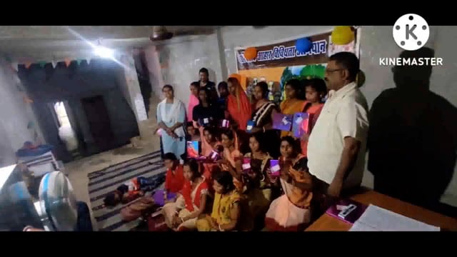 परिवारिक आहार विविधता कार्यक्रम के तहत अच्छे कार्य करने वाले को किया गया पुरस्कार से सम्मानित