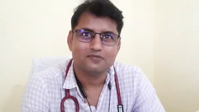 रायबरेली सलोन क्षेत्र के पास सई नदी के पास झाड़ी में मिला नवजात शिशु डॉक्टरों  ने बताया बच्ची को स्वस्थ।