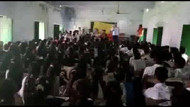 स्टूडेंट क्रेडिट कार्ड के बारे में जानकारी दिया गया