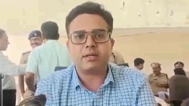 मथुरा राधा रानी जन्म उत्सव की तैयारियां पूर्ण राधा अष्टमी की सुरक्षा व्यवस्था को लेकर जिलाधिकारी नवनीत चहल ने दी जानकारी