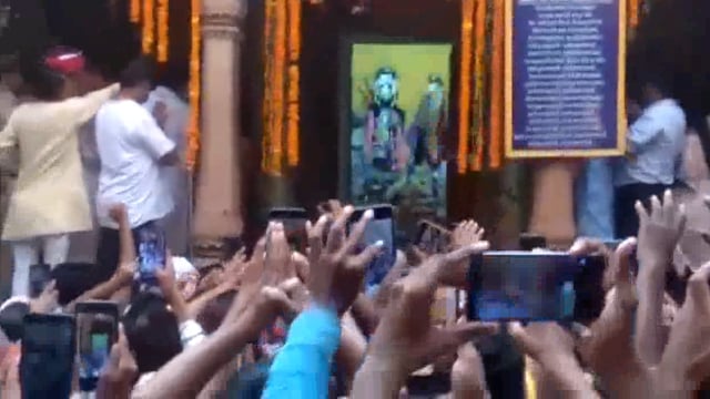 गोमत पर स्थित दाऊजी महाराज मंदिर में बलदेव छठ मेला का आयोजन किया गया एसडीएम द्वारा फीता काटकर किया शुभारंभ