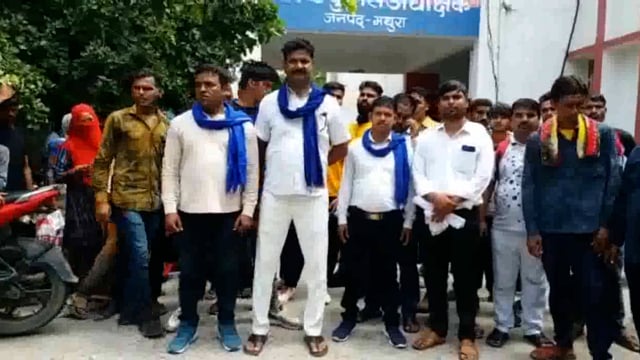 हाइवै क्षेत्र मे छेड़छाड का विरोध करने पर उल्टा पीड़ितों के खिलाफ हुआ मुकदमा दर्ज भीम आर्मी ने SSP से लगाई न्याय की गुहार