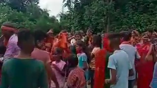 वजीरगंज के बाल्हाराई मे धूमधाम से निकाला गया गणेश प्रतिमा विसर्जन जुलूस, समस्त ग्रामवासी हुए शामिल, 