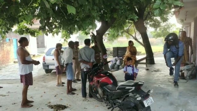 बेखौफ बदमाशों ने वृद्ध महिला के गले से उड़ाया चैन बछरावा थाना क्षेत्र के पटेल नगर कस्बे की घटना