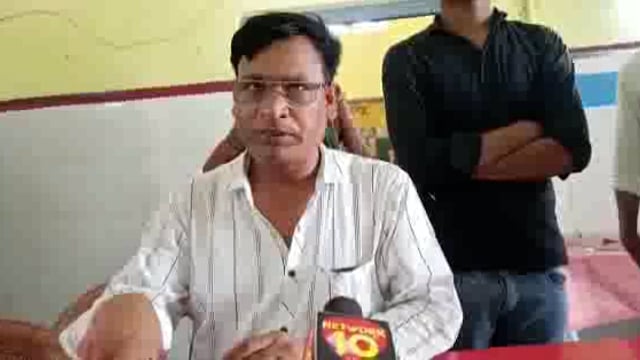 लालगंज थाने के डलमऊ बाईपास के पास डंपर की टक्कर से साइकिल सवार छात्र की हुई मौत।