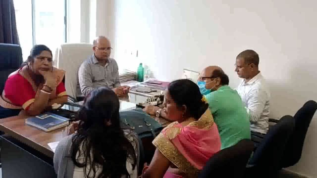 हसनगंज प्रखंड मुख्यालय में मिशन परिवार विकास अभियान कार्यक्रम की सफलता को बैठक का हुआ आयोजन