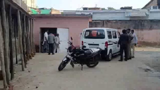 ट्रेन की चपेट में आकर बुजुर्ग किसान की दर्दनाक मौत