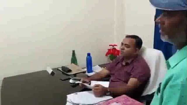 कुर्मा वार्ड नंबर 1 की सदस्य व पूर्व मुखिया ने पूर्व वार्ड पर नल जल का चार्ज नहीं देने का लगाया आरोप