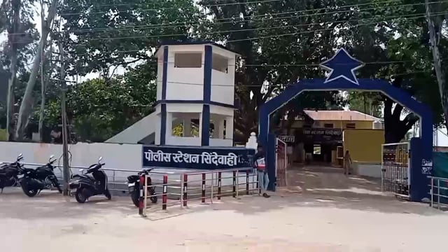 पोलिसांनी दिलेल्या नियमांचे पालन करा- पोलीस उपविभागीय अधिकारी मिलिंद शिंदे. 