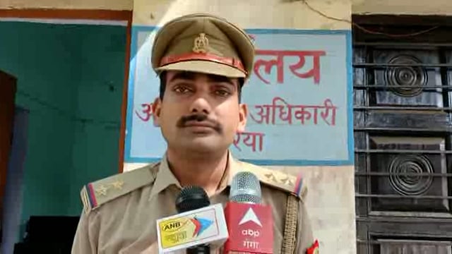 लखनऊ होटल अग्निकांड के बाद औरैया जिले में अग्निशमन अधिकारी आलोक त्रिपाठी ने दर्जनों होटल में चलाया चेकिंग अभियान ।