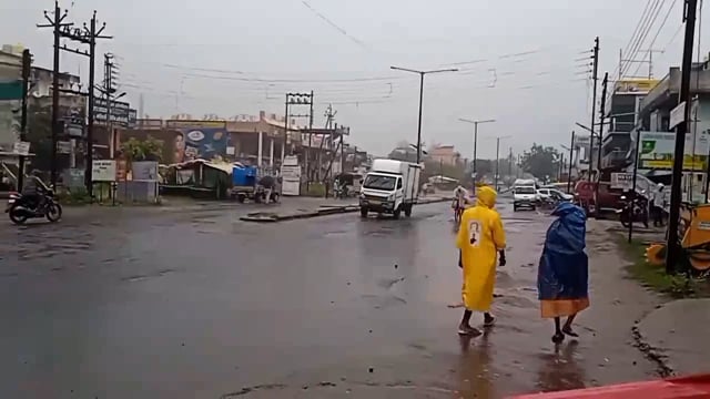  सिंदेवाही तालुक्यात सतत पावसाने जनजीवन प्रभावित. 