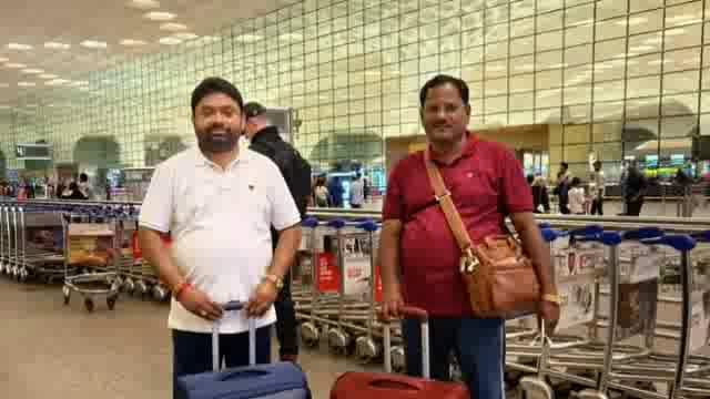 अण्णाभाऊ साठे यांचा पुतळा अनावरण सोहळ्यास माजी आमदार सुधाकर भालेराव मुंबई येथून रशियाला रवाना