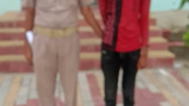 दिव्यापुर कस्बा क्षेत्र से पुलिस ने आपसी झगड़े के मामले में एक व्यक्ति को किया गिरफ्तार