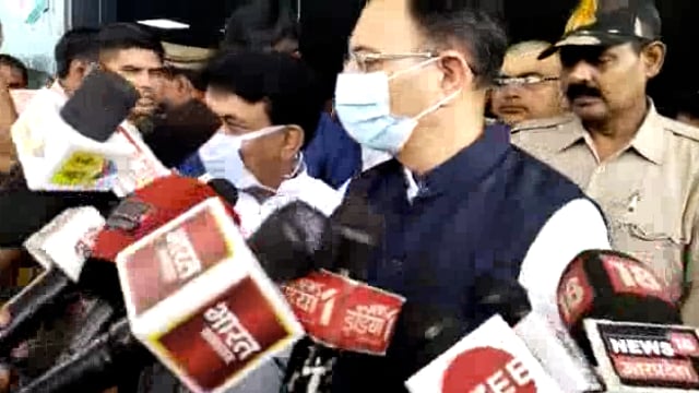 रायबरेली जितिन प्रसाद मंत्री ने AIIMS hospital aur मॉडर्न रेलकोच कारखाने का किया निरीक्षण।