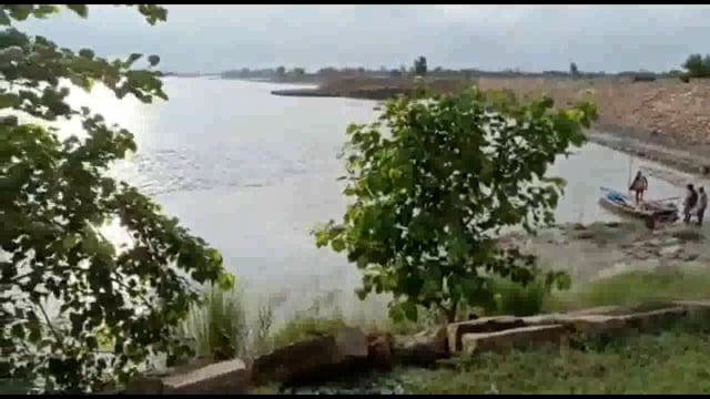 करनैलगंज जिला अधिकारी डॉ उज्जवल कुमार ने चन्दापुर किटौला बाढ़ क्षेत्र का किया निरीक्षण