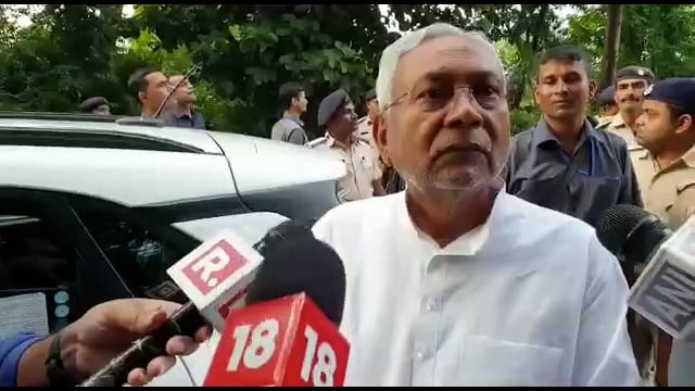 कृषि मंत्री के इस्तीफे की बात पर मुख्यमंत्री ने अपनी बात कही और  किसानों की समस्याओं पर ध्यान दिया जा रहा है. 