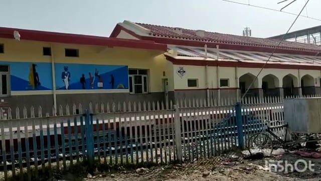 फफूंद रेलवे स्टेशन पर ट्रेनों का ठहराव न हुआ तो होगा अनशन मां बेटे ने जिला अधिकारी व स्टेशन अधीक्षक को दिया ज्ञापन