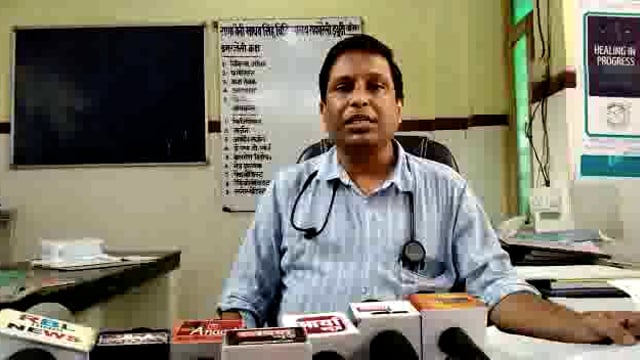 रायबरेली बारिश के चलते मकान गिरने से हुआ हादसा डॉक्टरों ने मामले की दी जानकारी।