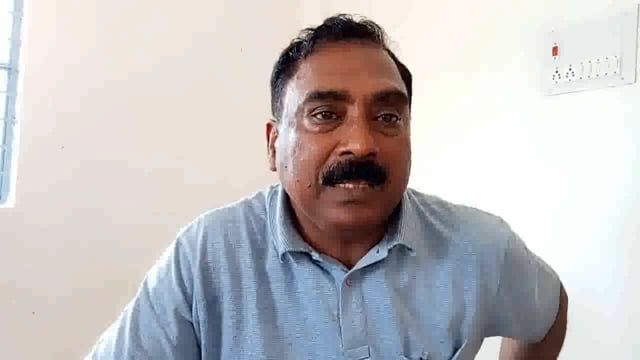 थरथरी ई किसान भबन में मटर और मका का बीज बितरण किया जा रहा हैं