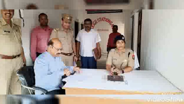 औरैया जिले के दो नए थाने सहार थाना व कुदरकोट थाने का आई जी अविनाश श्रीवास्तव ने किया निरीक्षण।