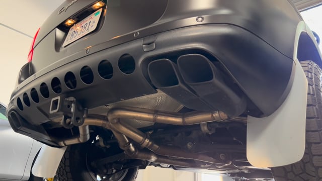 2005 Porsche Cayenne Turbo by EmergingCollectibles
