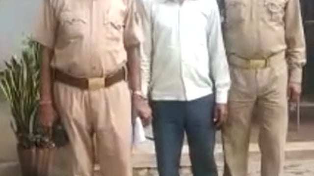 एरवाकटरा क्षेत्र से पुलिस ने आपसी झगड़ा मारपीट के मामले में एक व्यक्ति को किया गिरफ्तार
