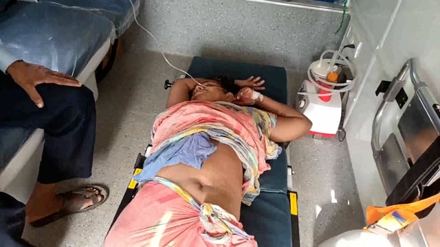 एक अधेड़ उम्र की महिला को बेहतर इलाज के लिए सूर्यगढ़ से लखीसराय भेजा गया जो अपना नाम पता कुछ नहीं बता पा रही है