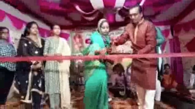 जालौन:कोंच में विश्वकर्मा जयन्ती पर भजन संध्या में गायकों ने बांधा शमां