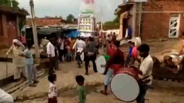 jalaun,konch:इमाम साहब की याद में नम आंखों के साथ निकाले गए चेहल्लुम के ताजिए