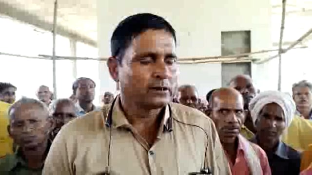 औरैया के दिबियापुर में स्थित नवरत्न कंपनी गेल पर भू विस्थापित मजदूरों ने लगाए गंभीर आरोप।
