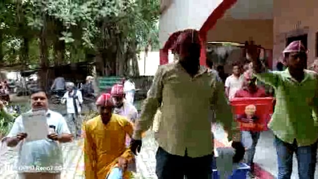 जालौन
जन अधिकार पार्टी के नेताओं ने 9 सूत्रीय मांगों को लेकर राष्ट्रपति को संबोधित करते हुए एक ज्ञापन उपजिलाधिकारी को सौ