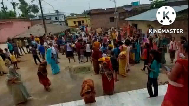 प्राचीन दुर्गा मंदिर कसबा में, बोधन कलश पूजा के साथ ही दुर्गा पूजा शुरू