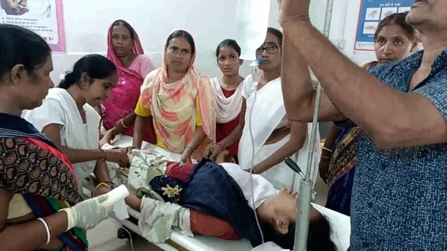  प्लस टू परियोजना बालिका उच्च विद्यालय सूर्यगढ़ा की 12वीं की छात्रा की बिगड़ी तबीयत भेजा गया लखीसराय