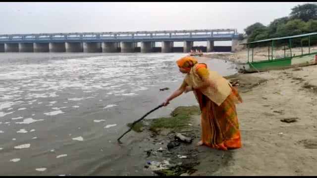 महावन  सेवा पखवाड़े के अंतर्गत के घाटों पर भाजपा जिला उपाध्यक्ष के नेतृत्व में गोकुल यमुना घाटों चला सफाई अभियान कार्य