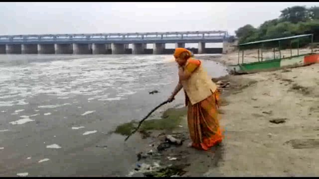 महावन  सेवा पखवाड़े के अंतर्गत के घाटों पर भाजपा जिला उपाध्यक्ष के नेतृत्व में गोकुल यमुना घाटों चला सफाई अभियान कार्य