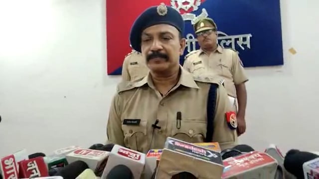 रायबरेली जिले मे लूट की घटना को अंजाम देने वाले चार बावरिया गैंग के शातिर अंतर्जनपदीय बदमाशों को पुलिस ने गिरफ्तार किया।