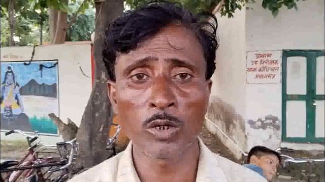 ग्राम प्रधान के परिजनों ने खाद गड्ढे पर किया अतिक्रमण#Bara Prayagraj 