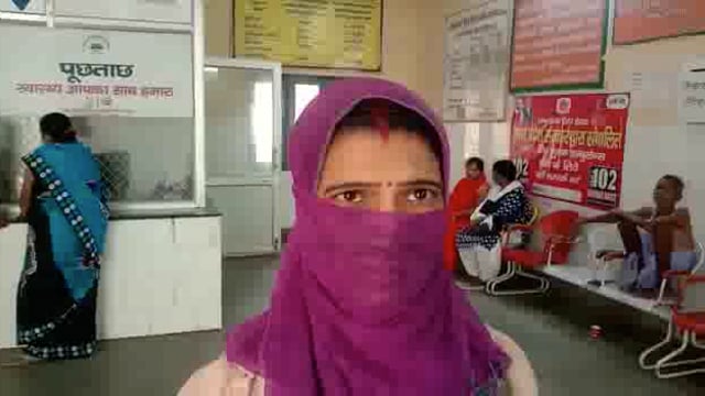 अलीगढ़बाइक सवार को कार सवारों ने रौंदा घायल ने बाइक लूटने का लगाया आरोप