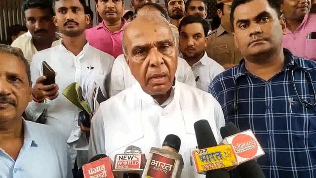 भाजपा सरकार हर क्षेत्र में  विकास कर रही है इटवा में डुमरियागंज सांसद जगदंबिका पाल ।