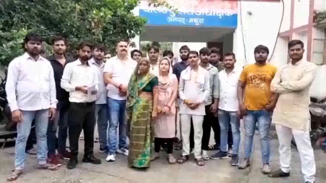 ग्रामीण व करणी सेना ने एसएसपी से लगाई न्याय की गुहार एससी एसटी का मुकदमा बताया झूठा