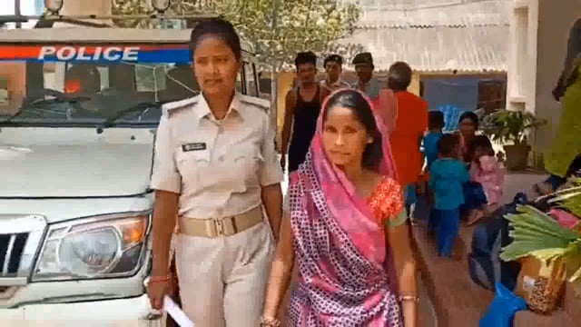 शराब कारोबारी महिला को बिंद थाने की पुलिस ने किया गिरफ्तार