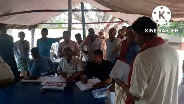 कटोरिया थाना में भूमि विवाद को लेकर जनता दरबार का आयोजन किया गया।