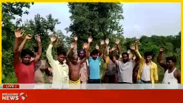 गोंडा वजीरगंज आजादी के सात दशक बाद भी आवागमन की दुश्वारियां झेल रहे ग्रामीण देखिए खास रिपोर्ट