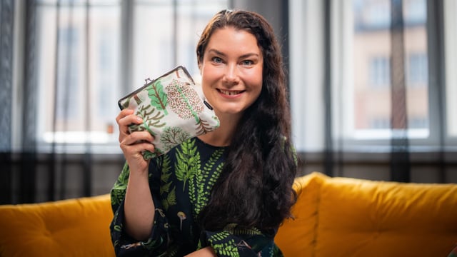 Kauneus & Terveys: Emma Kari, mitä meikkipussistasi löytyy?